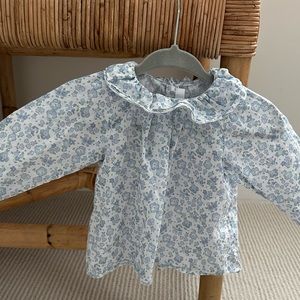 Jacadi blue and white floral blouse - 6M